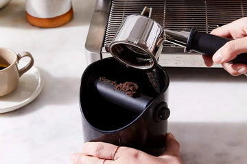 Varför en knockbox är ett måste för alla espressomaskinsägare - Barista och Espresso