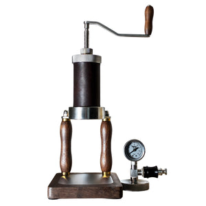 Aleman Nomad Hybrid Kannettava espressokone | Käsivetoinen ja pneumaattinen 2-in-1