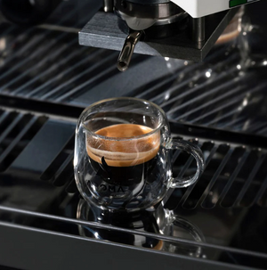 Aroma Professional espressokone – Täydellinen crema joka kerta