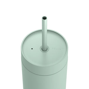 Mintgrön isolerad resemugg med sugrör för kalla drycker, del av Fellow, Take away, EspressoGear, allt om kaffe.