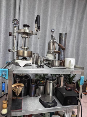 Aleman Sniper manuaalisella vivulla varustettu espressokone | Precision Tower ruostumattomasta teräksestä